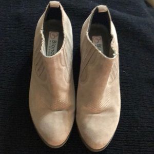 Blondo waterproof shoe boots suede 8 1/2